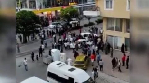 Ankara’da feci kaza! Otomobiller kafa kafaya çarpıştı: 1’i ağır 5 yaralı