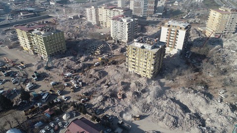 6 Şubat depremlerinde 83 kişiye mezar olmuştu! Selam Apartmanı davasında karar çıktı