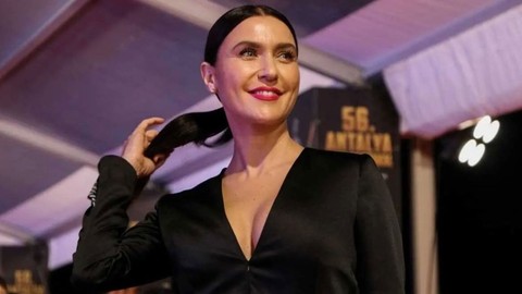 Şevval Sam'dan şoke eden evlilik itirafı! "Aşk aynı evde biter" diyerek açık açık konuştu