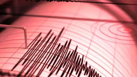 4,6 büyüklüğünde deprem