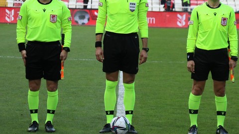 TFF isim isim açıkladı! Gelecek sezon düdük çalacak hakemler belli oldu