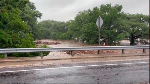 ABD Texas’ta sel felaketi: 15’i çocuk 51 kişi öldü