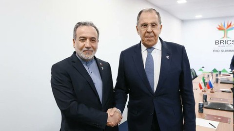 Rusya ile İran nükleer krizi görüştü