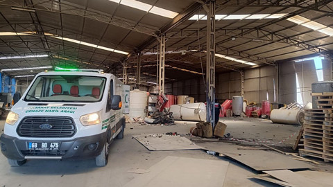 Aksaray'da fabrikada patlama: Ölü ve yaralılar var!