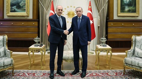 Cumhurbaşkanı Erdoğan, TBMM Başkanı Kurtulmuş'u kabul etti