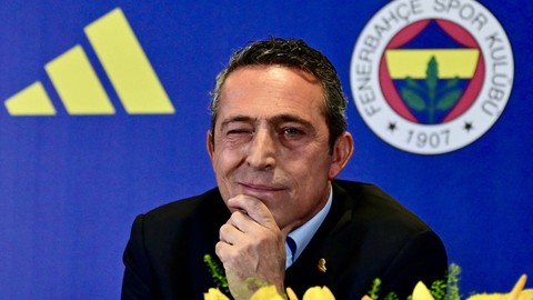 Kimse fark etmedi ama Fenerbahçe transferi bitirdi! 5 yıllık imza attı! Lisansı bile çıkarıldı