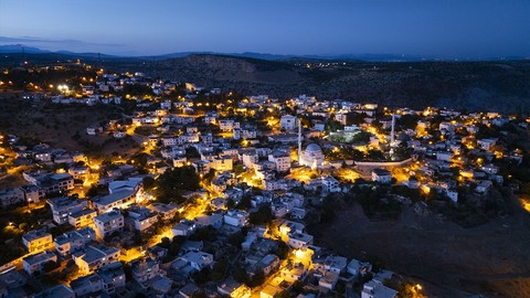 Diyarbakır’ın tarihi ilçesi Eğil beyaz mimarisiyle dikkat çekiyor