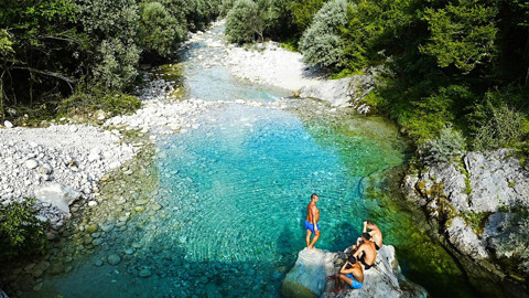 Gürültüden uzak, büyüleyici manzara: Bosna Hersek’in iki saklı doğa harikası ziyaretçi akınına uğruyor
