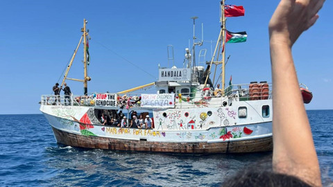 Gazze'ye yardım için yeni bir umut! Handala gemisi kritik noktayı geçti