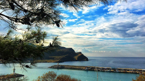 Gökçeada’da huzurlu tatil rotaları: koylar, kahvaltılar ve doğa ile baş başa