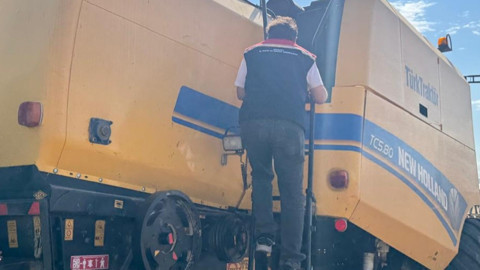 Bayburt’un Aydıntepe ilçesinde hasat sezonu başladı, biçerdöverler denetlendi