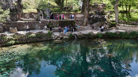 Sivas’ta doğal akvaryum ve serin vadi yerli-yabancı turistlerin gözdesi oldu