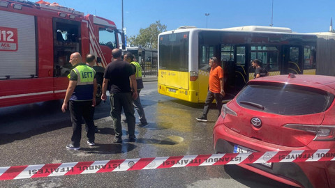 Kadıköy’de İETT otobüsünün motor kısmında yangın çıktı