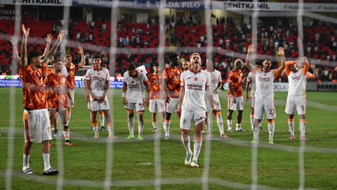 Süper Lig’de 2.haftanın perdesi açılıyor! Galatasaray, Fatih Karagümrük’ü ağırlayacak! İşte muhtemel ilk 11’ler