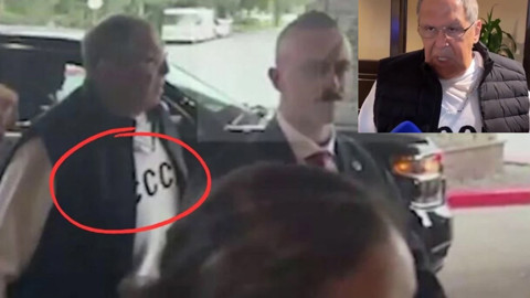 Lavrov Alaska'ya bu tişörtle gitti! Mesaj mı verdi?