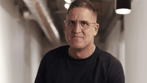 Ünlü iş insanı Yunanistan’da kaza geçirdi! Sağlık durumu kritik!