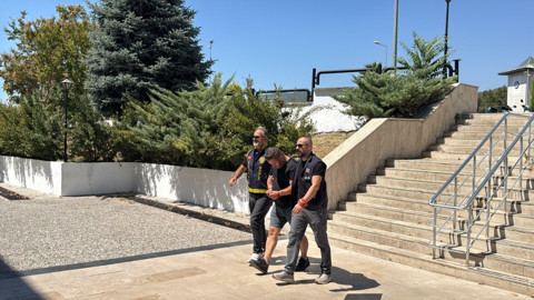 Evlilik vaadiyle kandırdığı kadını milyonlarca lira dolandırdı!