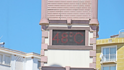 Diyarbakır’da rekor sıcaklık! Termometreler 48 dereceyi gösterdi