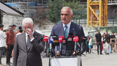 Bakan Ersoy'dan Ayasofya açıklaması: 'Restorasyonda deprem güvenliği öncelik arz etmekte'