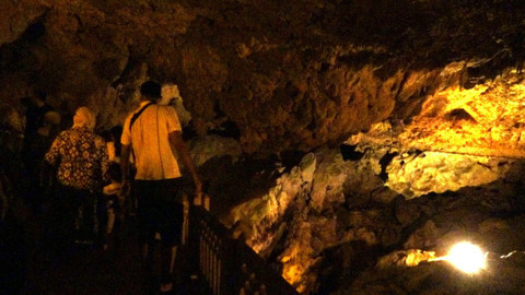 Türkiye’nin ilk turistik mağarası İnsuyu, göllerini kaybetti ama ziyaretçilerini ağırlamayı sürdürüyor