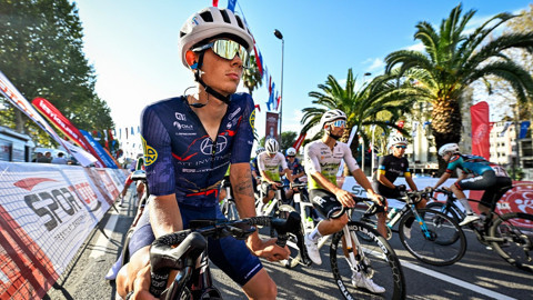 Uluslararası İstanbul Bisiklet Turu'nun 4. ve son etabı Fatih'te start verdi