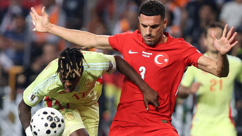 Merih Demiral'dan İspanya yenilgisi sonrası özeleştiri: "Sahaya hiçbir şey koyamadık"