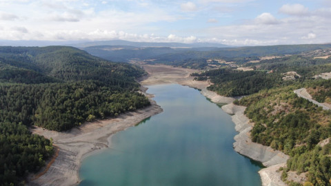 Kastamonu’da baraj çekildi, kıyılarda acı tablo ortaya çıktı
