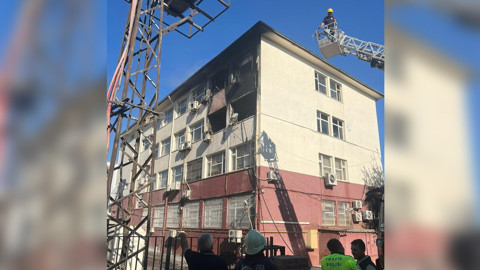 Şanlıurfa’da Hükümet Konağı’nda yangın paniği