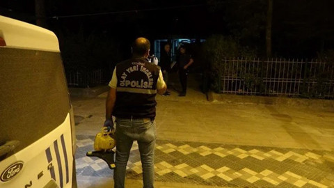 Cami avlusunda silahlı kavga! Yaralılar var