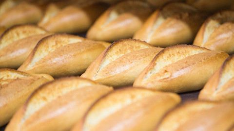 Bir ilde halk ekmeğe zam