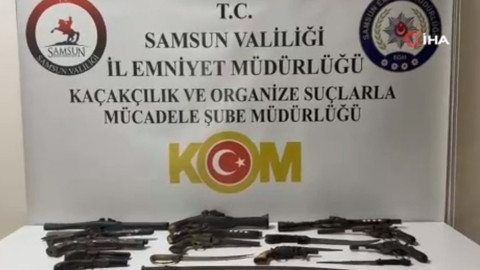 Samsun'da etnografik silah operasyonu: Çok sayıda silah ve kesici alet ele geçirildi