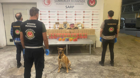 Zehir tacirlerine darbe! Yüzlerce kilo uyuşturucu ele geçirildi