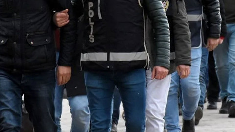 Yaşlı vatandaşları dolandıran çeteye operasyon! 24 kişi yakalandı