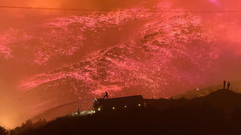 Antalya ve Muğla'yı alevler sardı! Ormanlar yanıyor