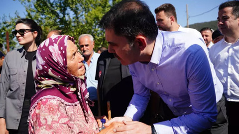 Bakan Murat Kurum, Sındırgı'da depremzedelerle buluştu