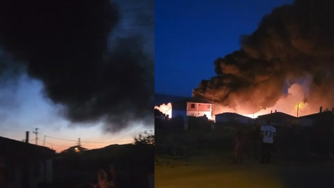 Hurdalıkta korkutan yangın! Alevler evlere sıçradı