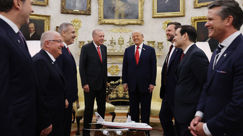 Tarihi görüşmede ne konuşuldu? Kübra Par, tv100 canlı yayınında anlattı… Erdoğan – Trump zirvesinden ‘İsrail blokajı’ çıktı