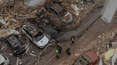 Rusya 12 saat boyunca bomba yağdırdı! Harabeye dönen Kiev havadan görüntülendi