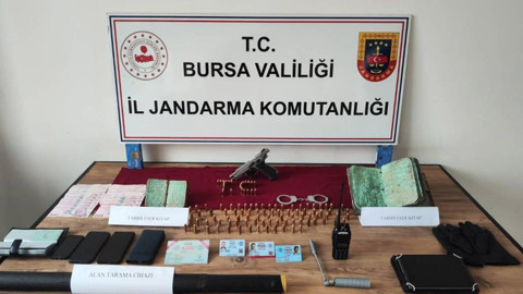 İnegöl’de film gibi operasyon: Tarihi incil ve tevratı 5 milyon dolara satmak istediler