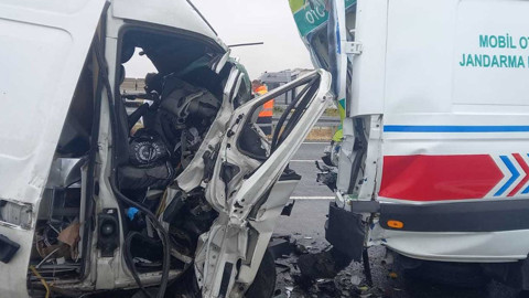 Aksaray'da korkunç kaza! 2 asker şehit, 1 sivil öldü, 3 yaralı