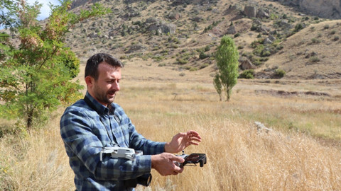 Erzurum’da onlarcasını bir arada gördü! Tüm sürüyü saniye saniye kaydetti