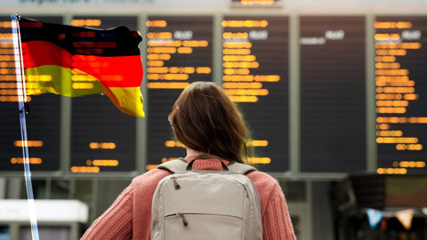 Almanya alarmda! Oktoberfest’in ardından şimdi de drone krizi! Uçuşlar durduruldu