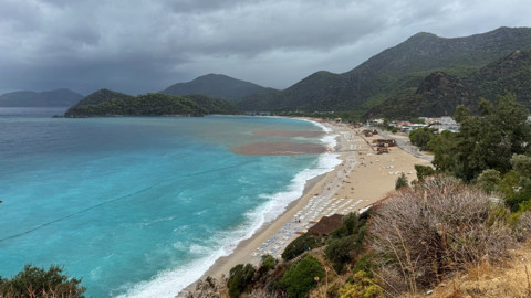 Muğla’nın Fethiye ilçesinde şiddetli yağış Hayatı felç etti! Birçok yerde su baskını yaşandı