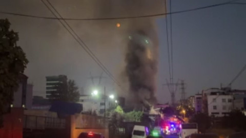 Ümraniye’de mobilya imalathanesi'nde yangın