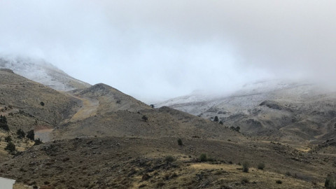 Denizli kışa merhaba dedi! Bozdağ’a mevsimin ilk karı düştü