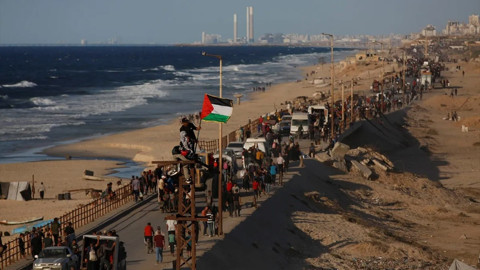 Ateşkes sonrası Gazze’de hareketlilik: Yeniden inşa için umut: Filistinlilerin kuzeye dönüşü sürüyor