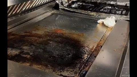 Simsiyah zifte dönmüş ızgarayı böyle bembeyaz yaptı