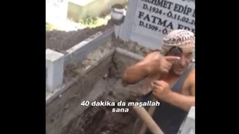 Cenaze gören gencin mezar başında okuduğu şiir tüyleri diken diken etti