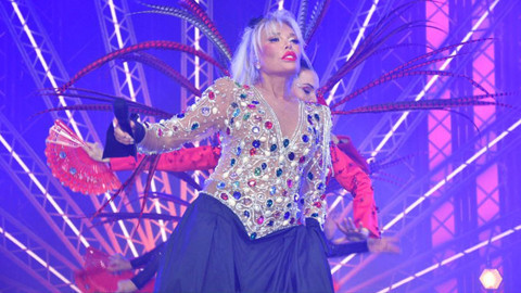 Süperstar Ajda Pekkan'dan olay itiraf! Seyircileri kahkahaya boğdu