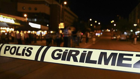 İzmir’de kahreden ölüm! 17 yaşındaki işçi duvar blokunun altında kaldı: 2 kişi gözaltına alındı